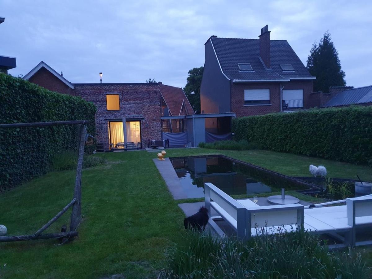 Gezellige Moderne Woning Met Zwemvijver Halle  Exterior photo